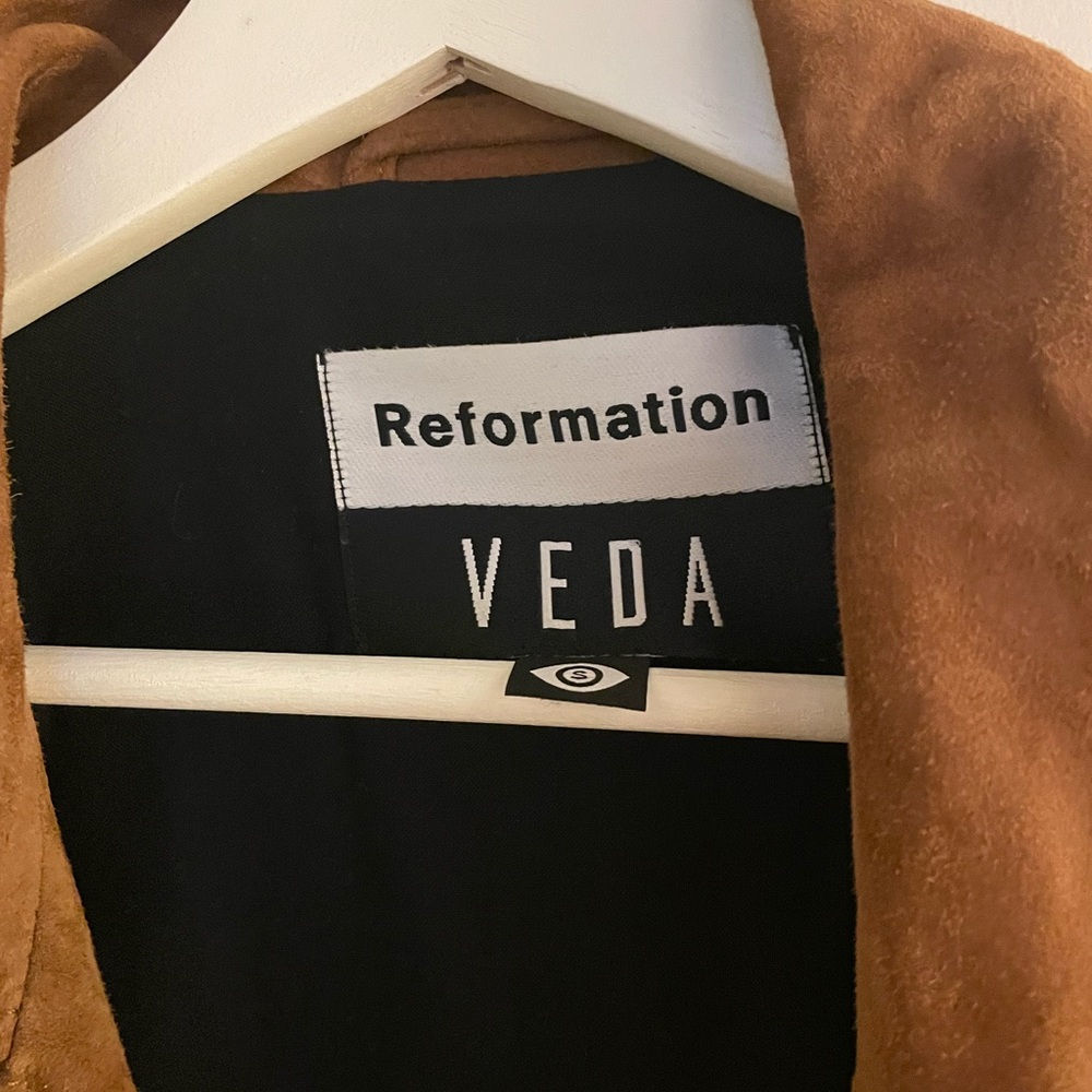 Reformation X Veda Suede Jacket - Picture 8 of 9
